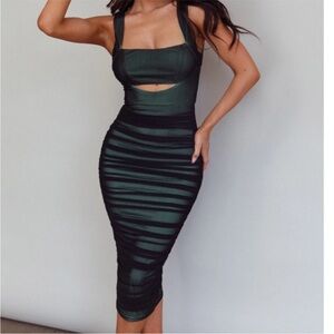 Selfie Leslie Green and Black Midi Dress